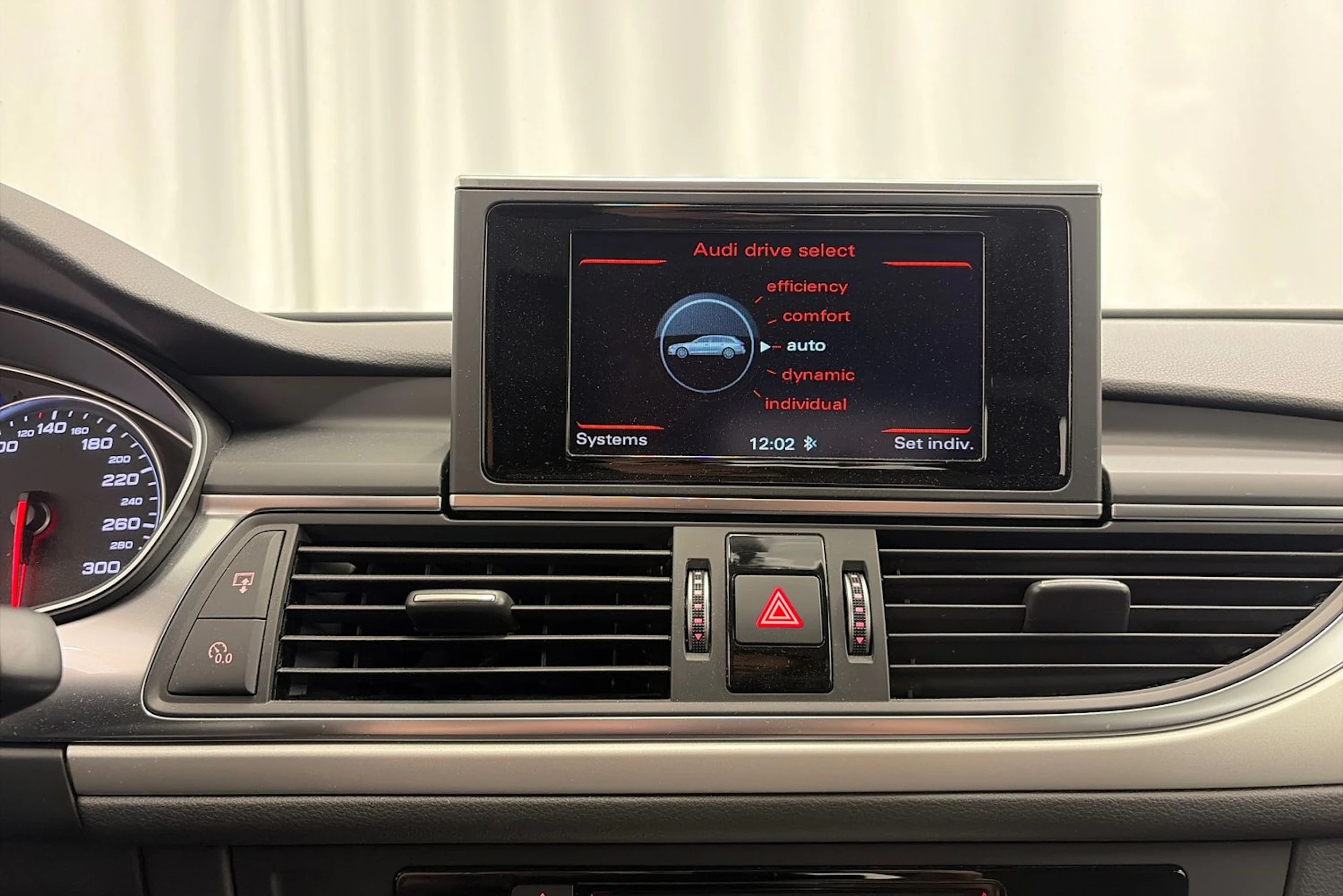 met. harmaa Audi A6 2015 kuva 20.
