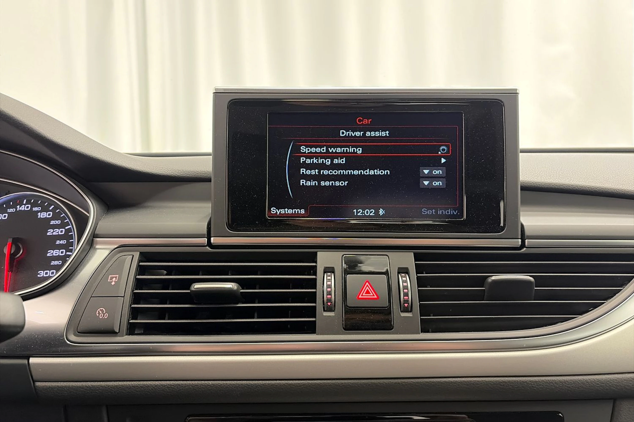 met. harmaa Audi A6 2015 kuva 21.