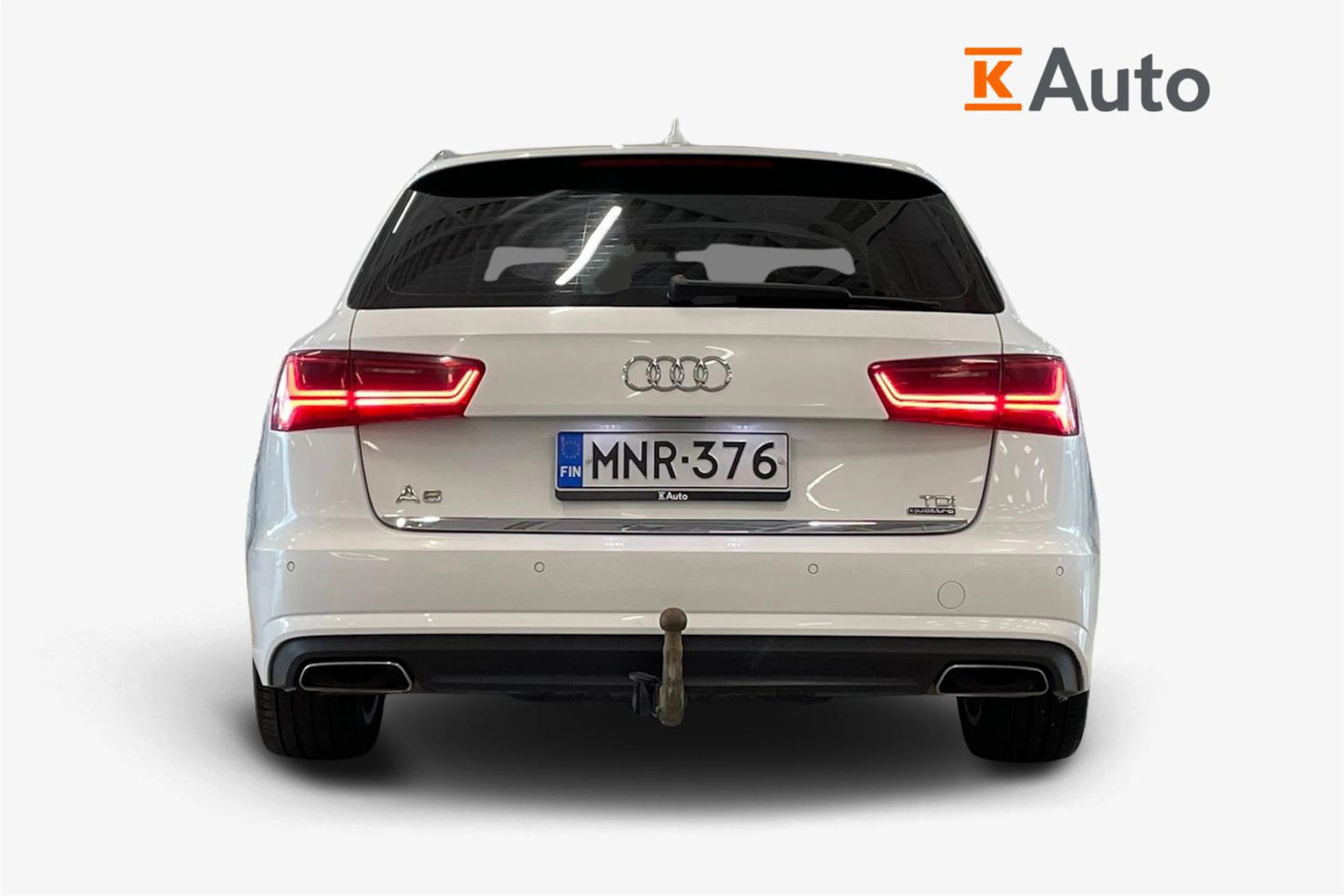 valkoinen Audi A6 2015 kuva 3.