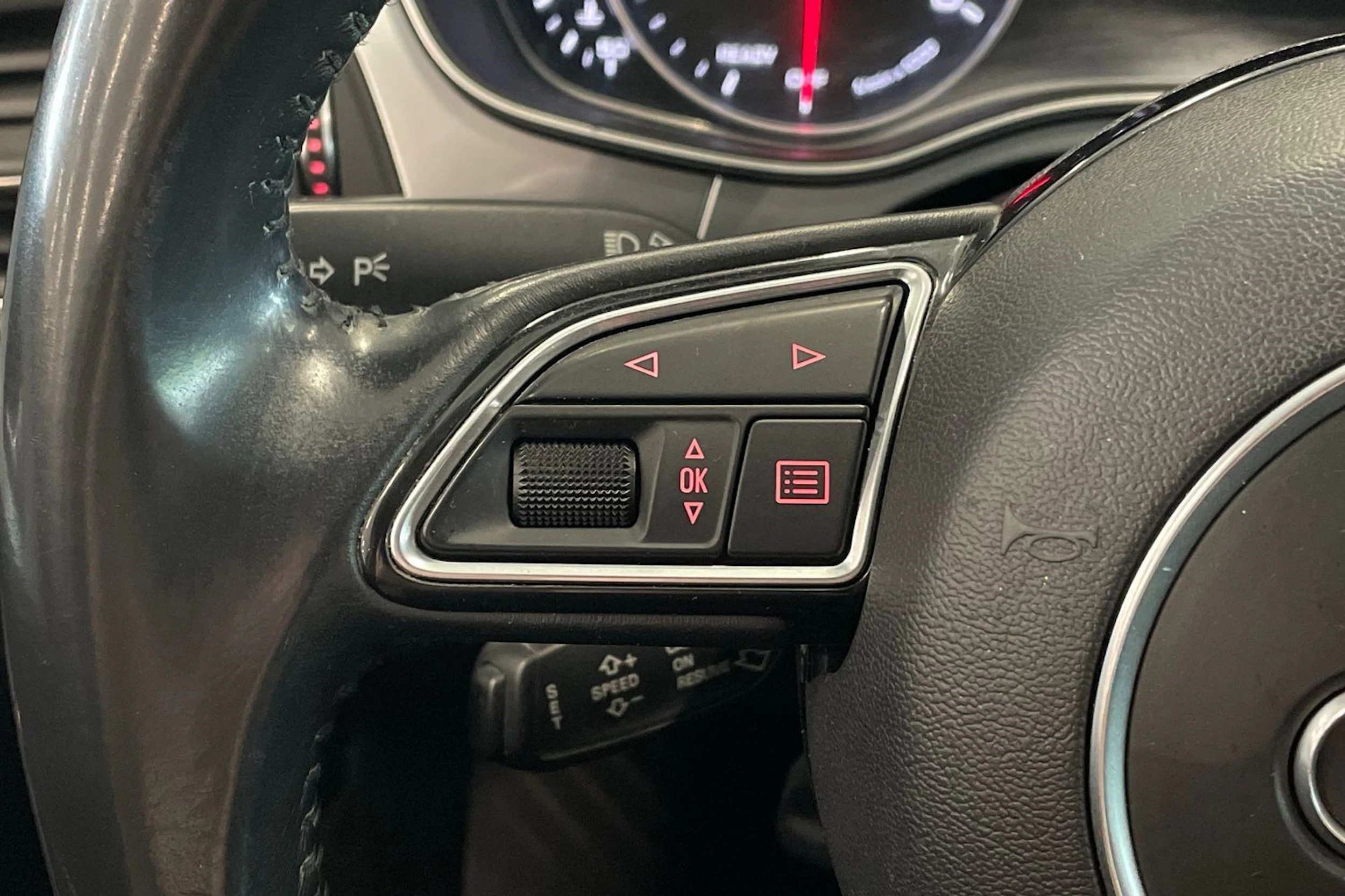 valkoinen Audi A6 2015 kuva 15.