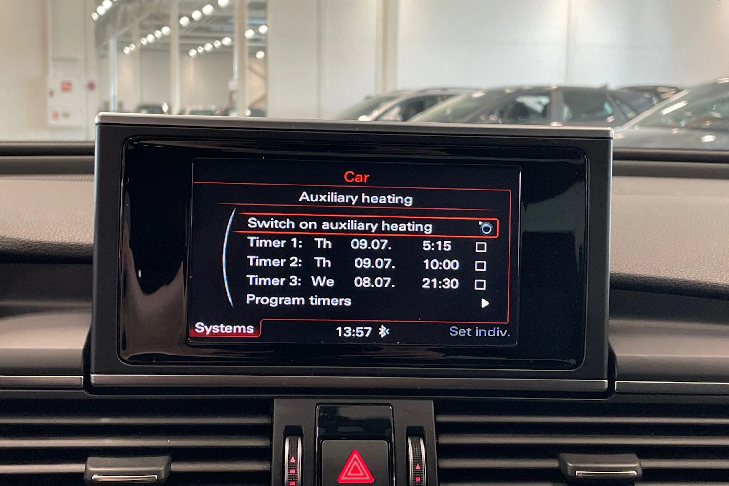 valkoinen Audi A6 2015 kuva 20.
