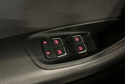 valkoinen Audi A6 2015 kuva 24.
