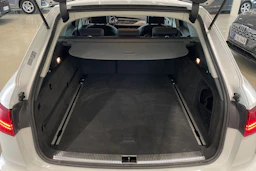 valkoinen Audi A6 2015 kuva 26.
