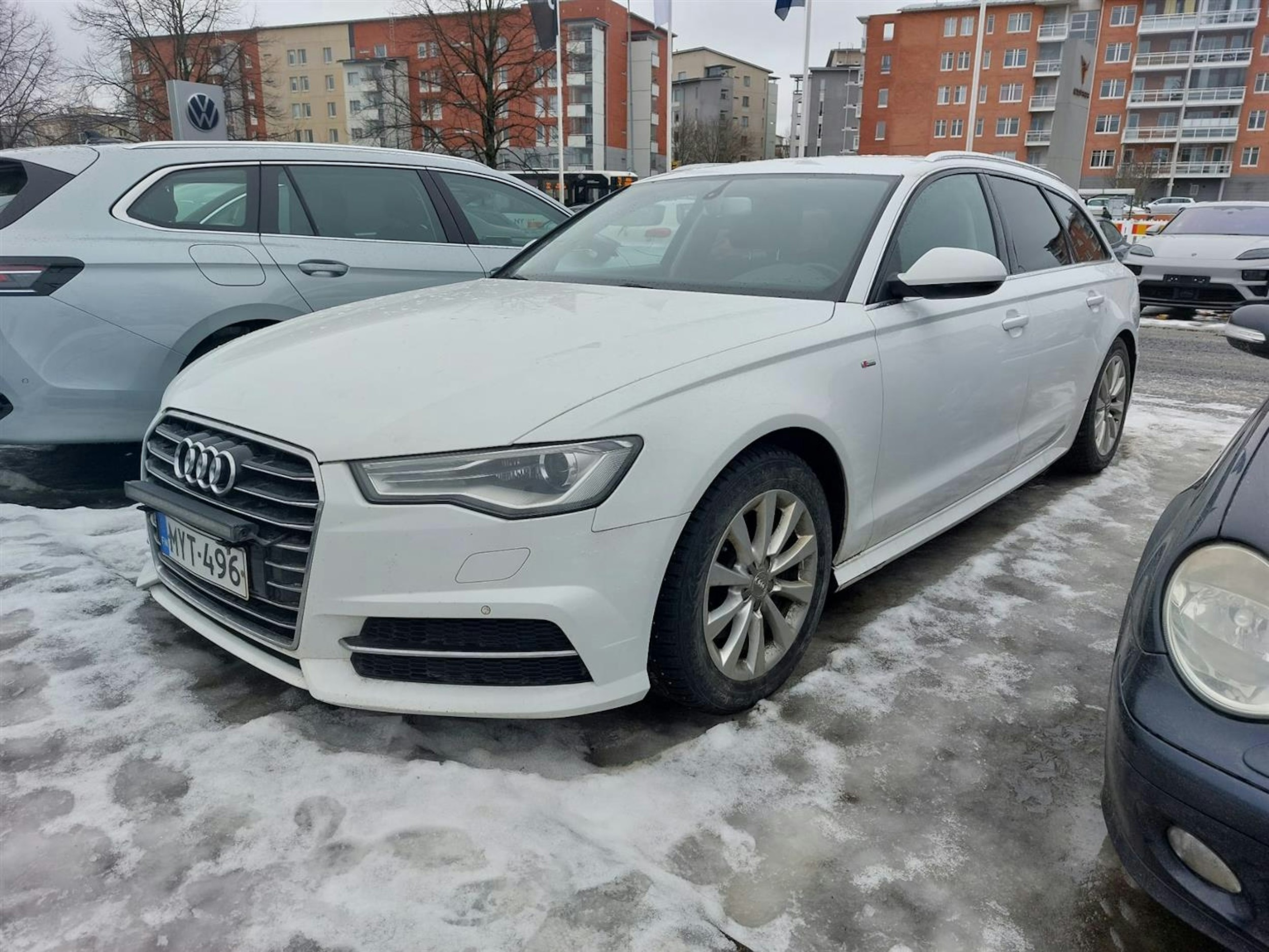 Valkoinen Audi A6 2015 kuva 2.