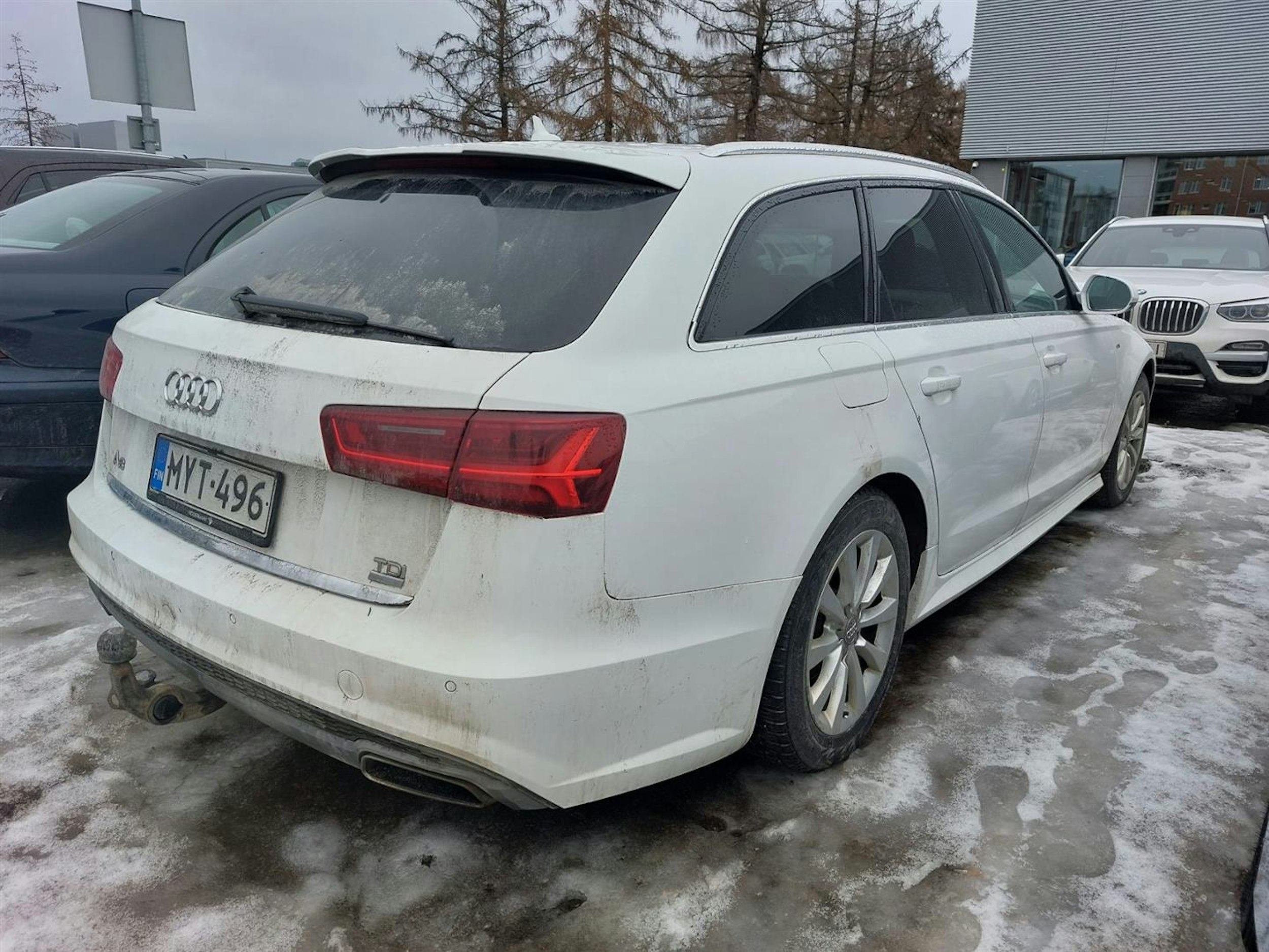 Valkoinen Audi A6 2015 kuva 4.