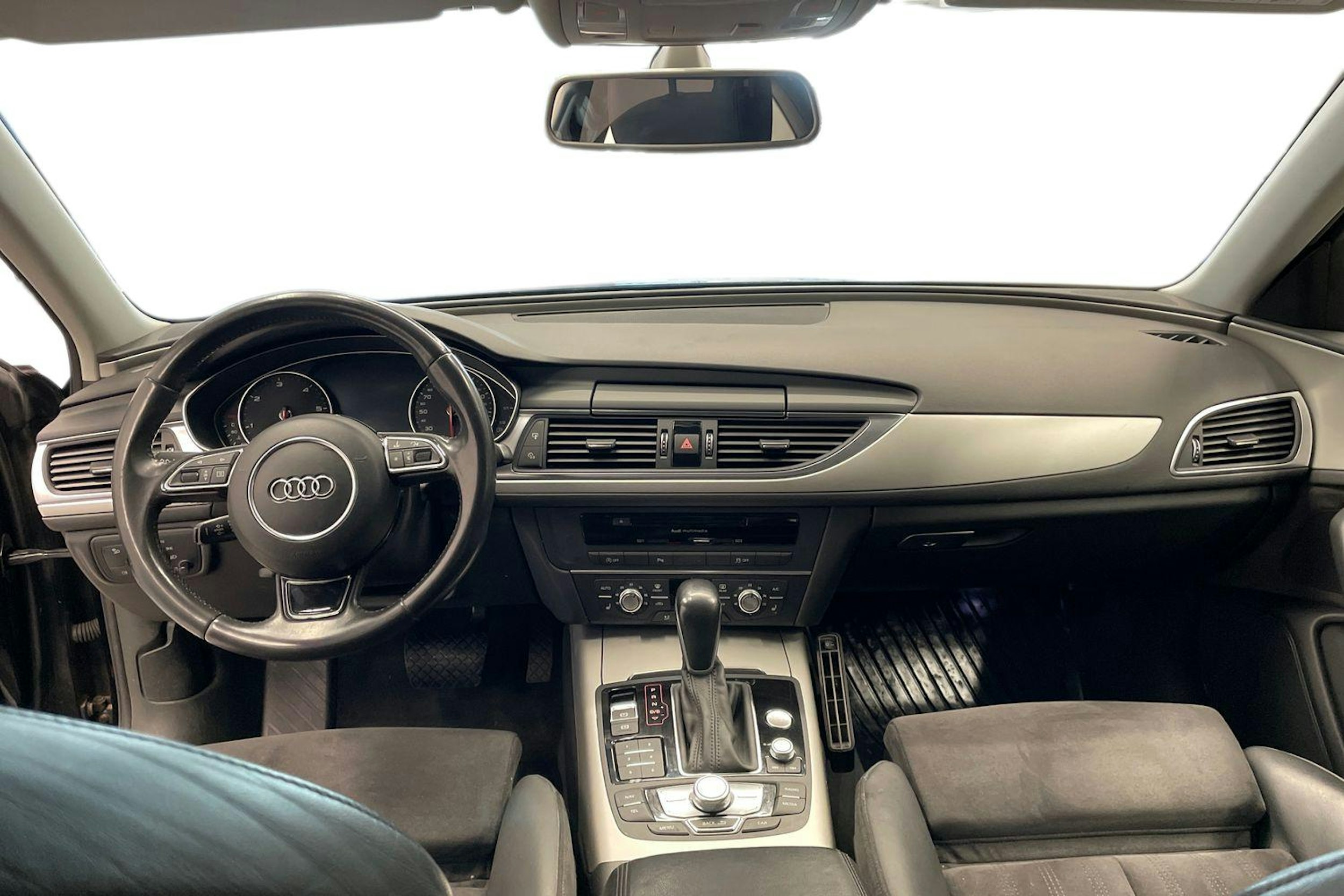 musta Audi A6 2015 kuva 9.