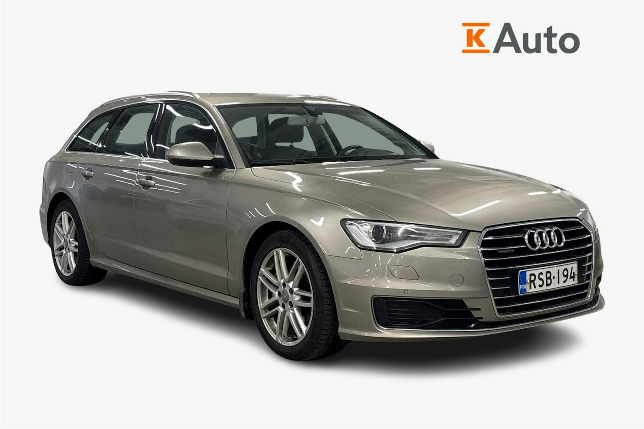 ruskea (beige) Audi A6 2015 kuva 1.