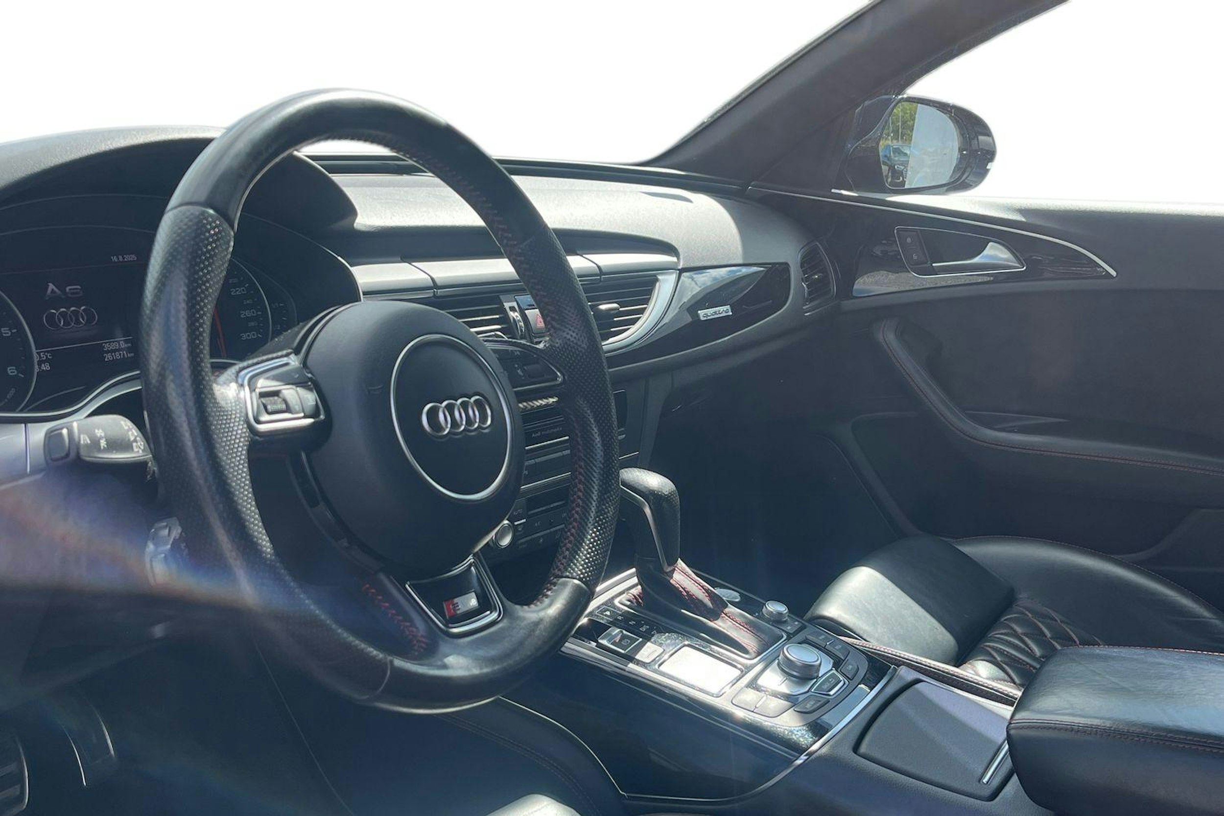 musta Audi A6 2015 kuva 3.