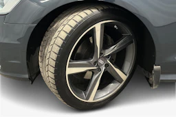 sininen Audi A6 2016 kuva 9.