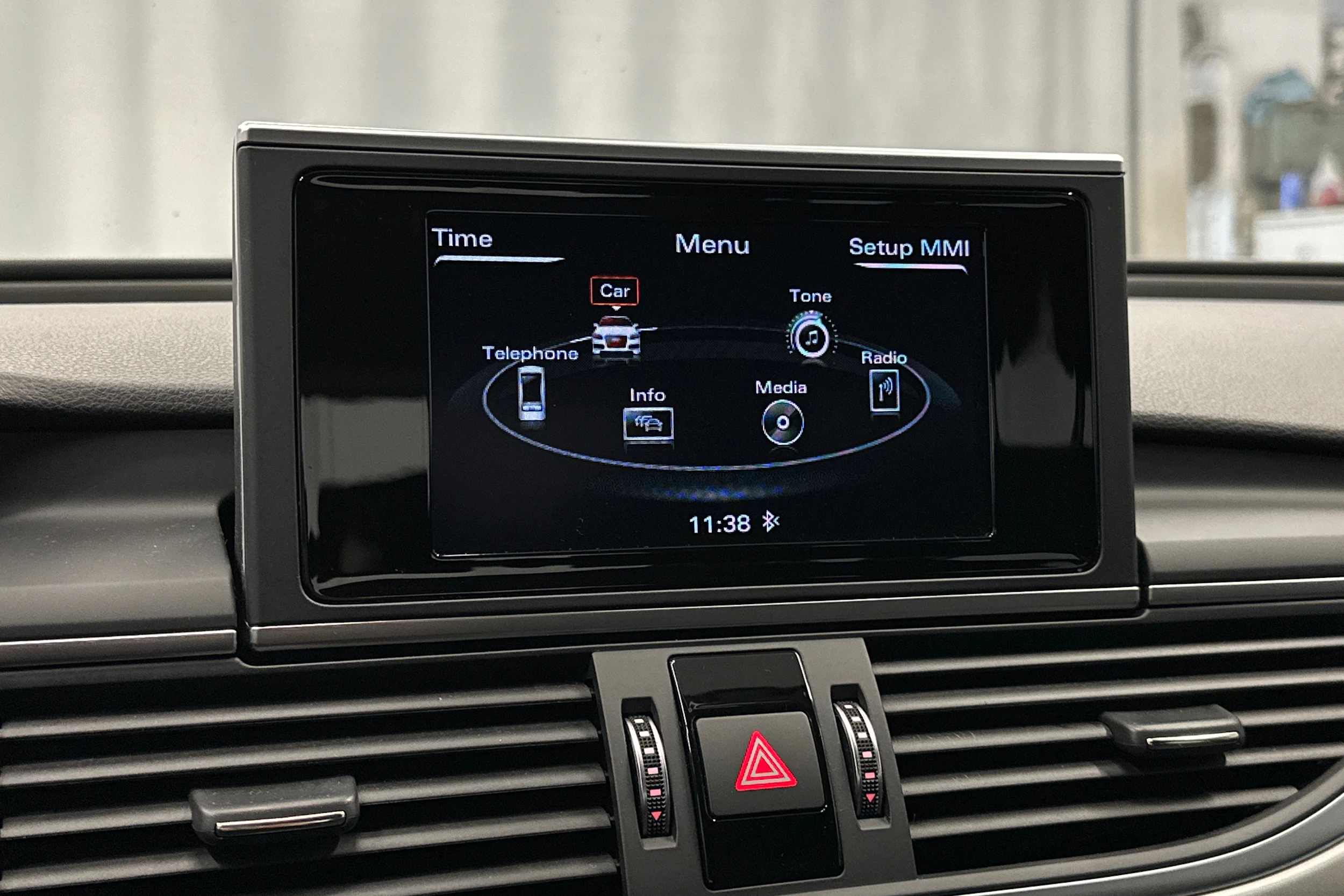 sininen Audi A6 2016 kuva 16.