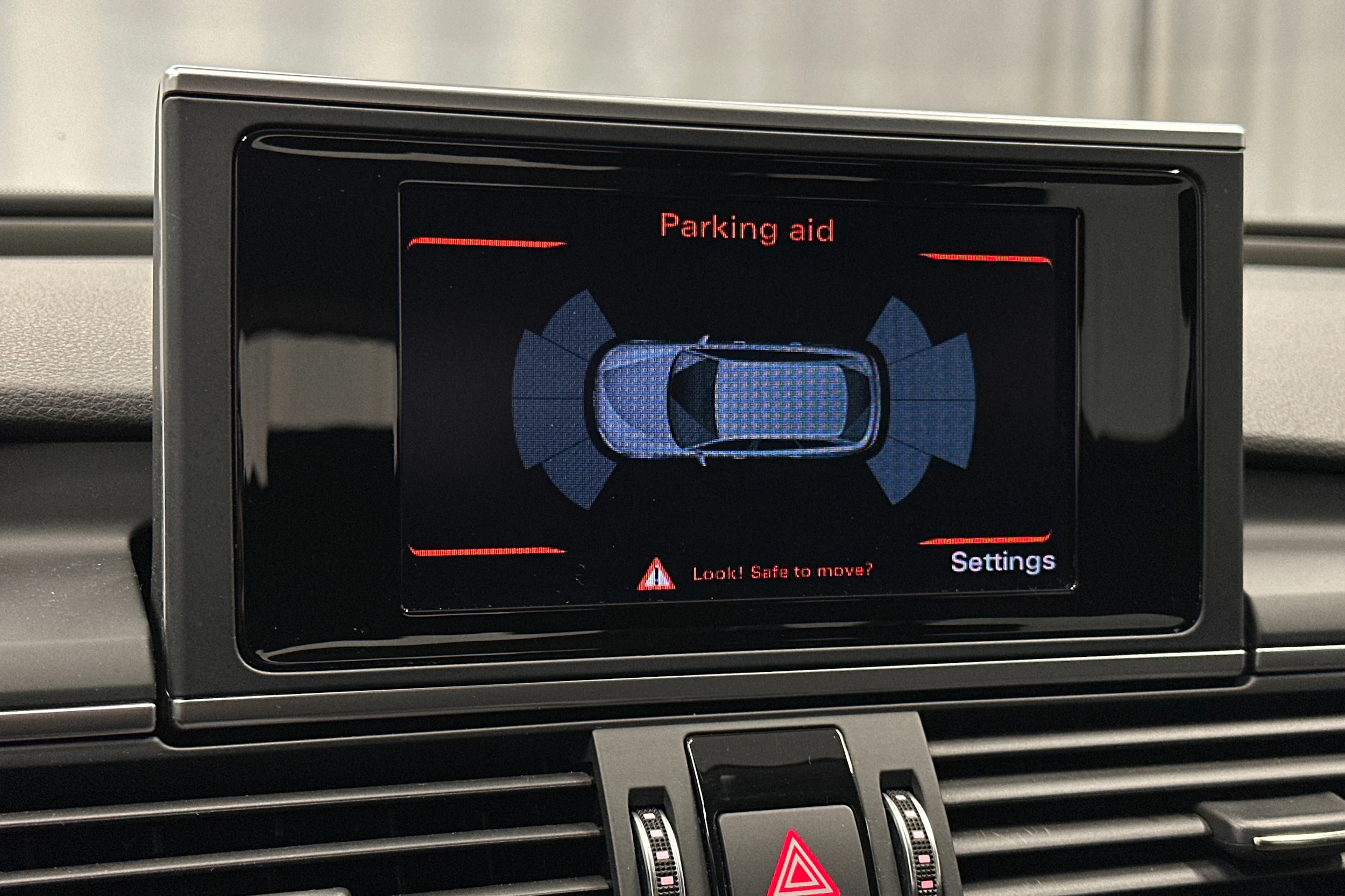 sininen Audi A6 2016 kuva 22.