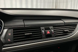 sininen Audi A6 2016 kuva 26.