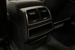 sininen Audi A6 2016 kuva 28.