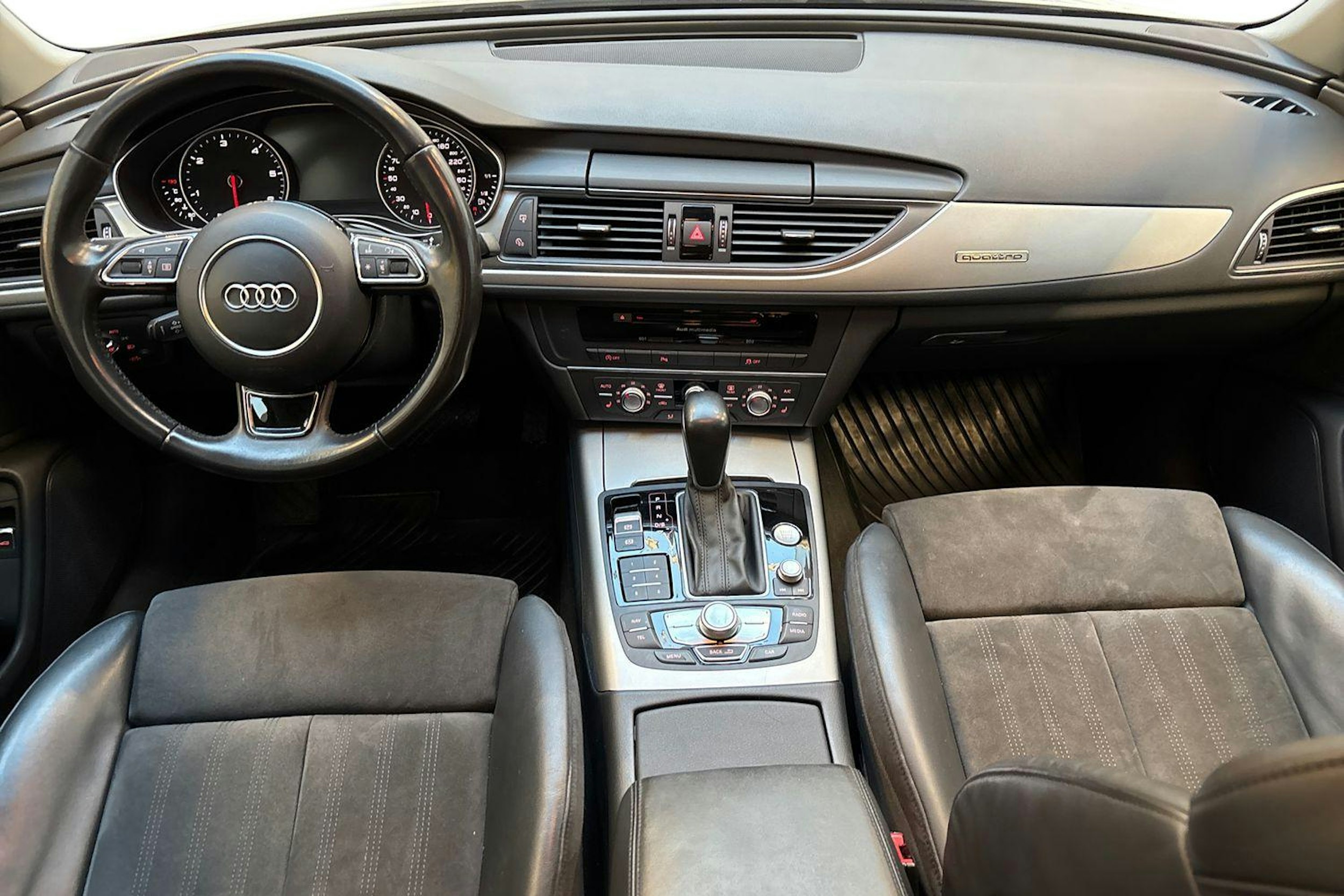 valkoinen Audi A6 2015 kuva 9.