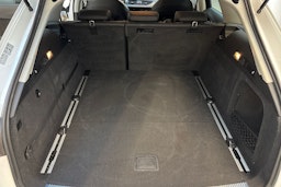 valkoinen Audi A6 2015 kuva 15.