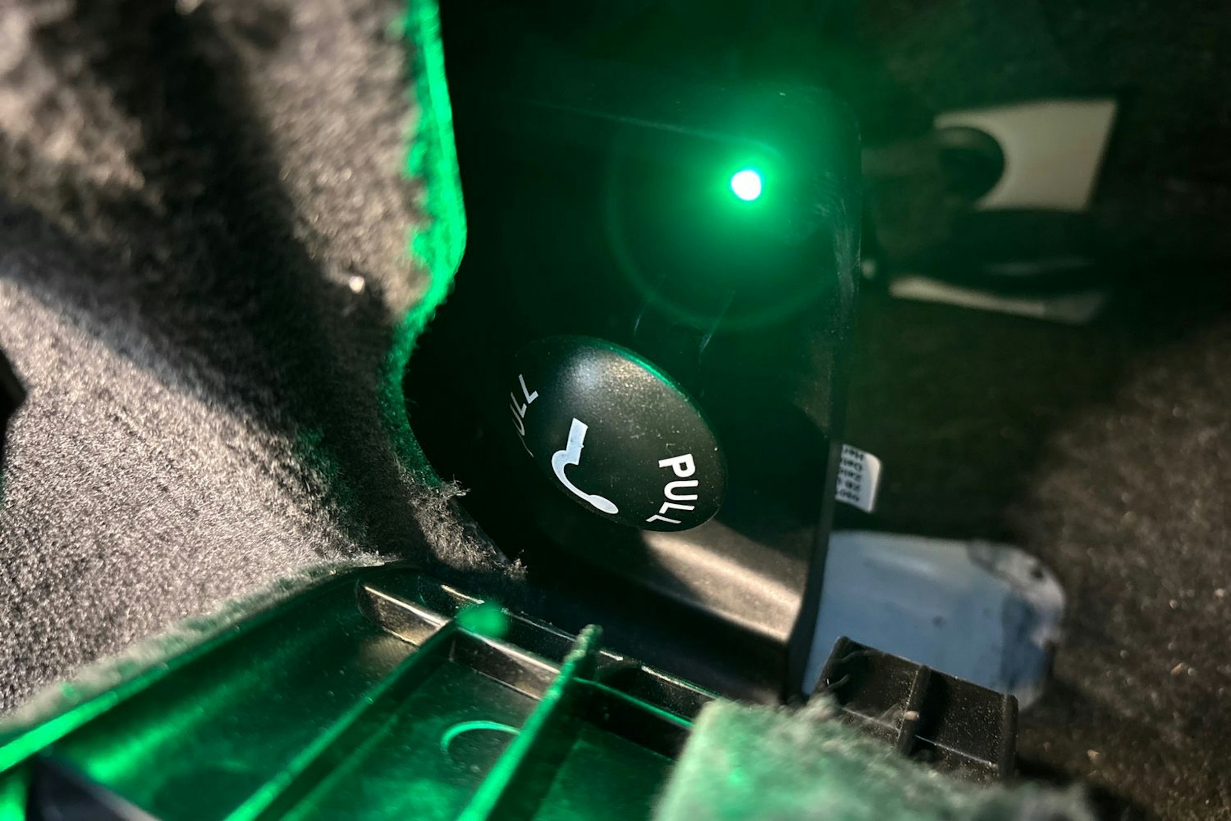 valkoinen Audi A6 2015 kuva 17.