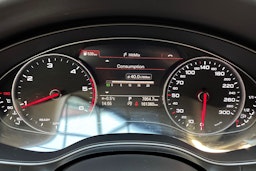 valkoinen Audi A6 2015 kuva 20.