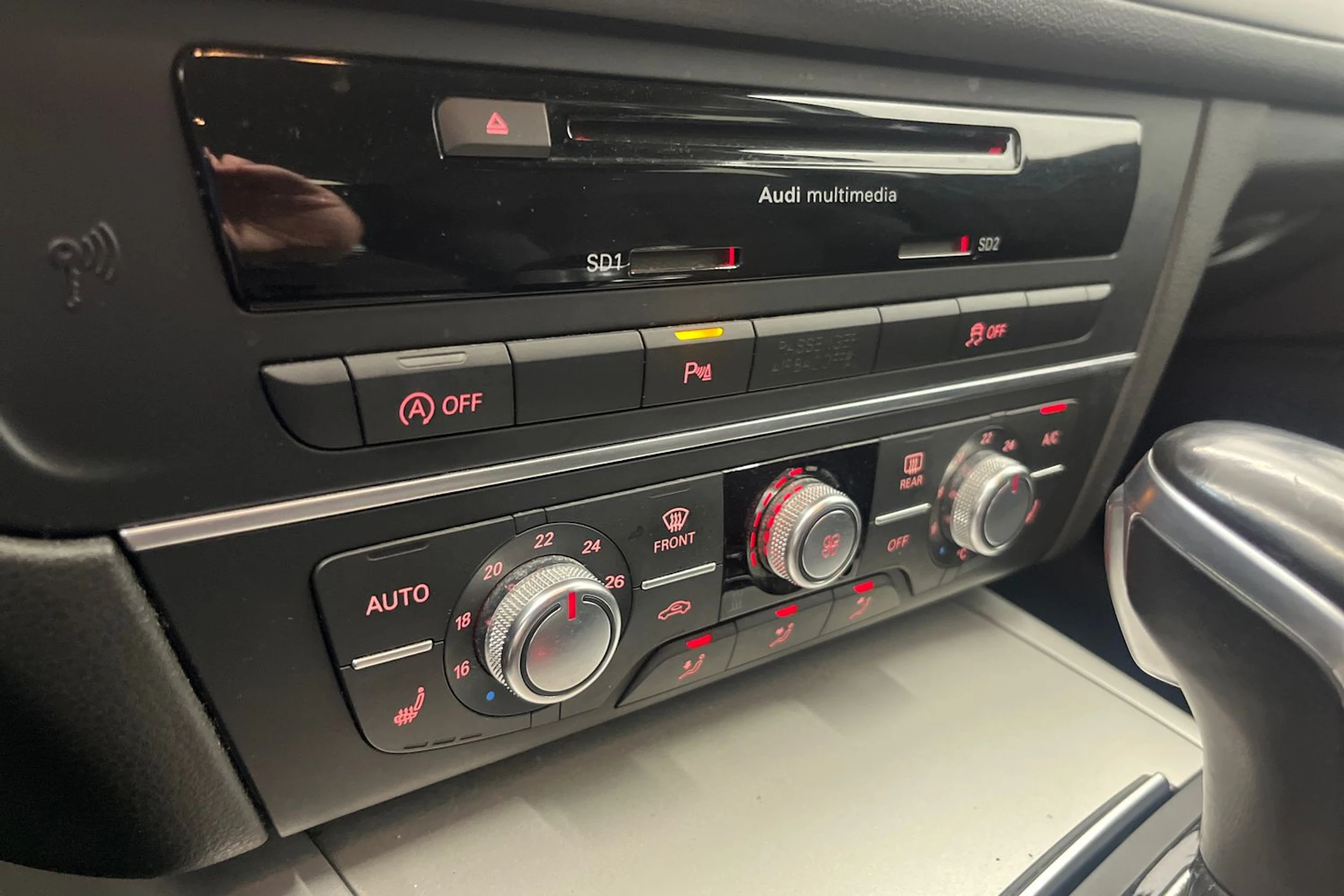 musta Audi A6 2015 kuva 16.