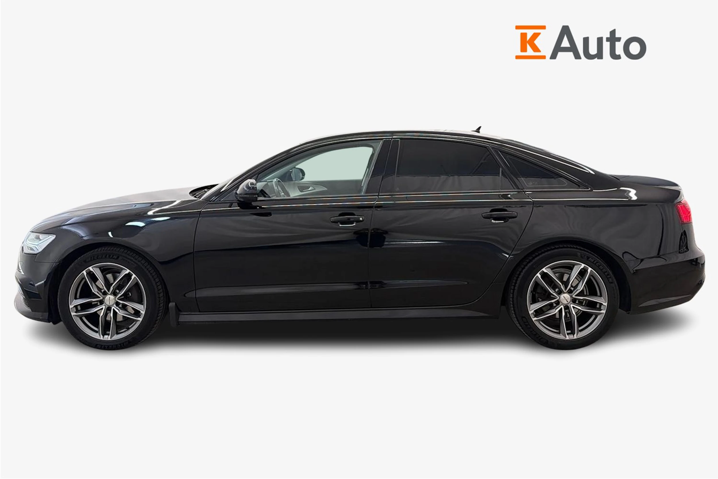 Musta Audi A6 2016 kuva 5.