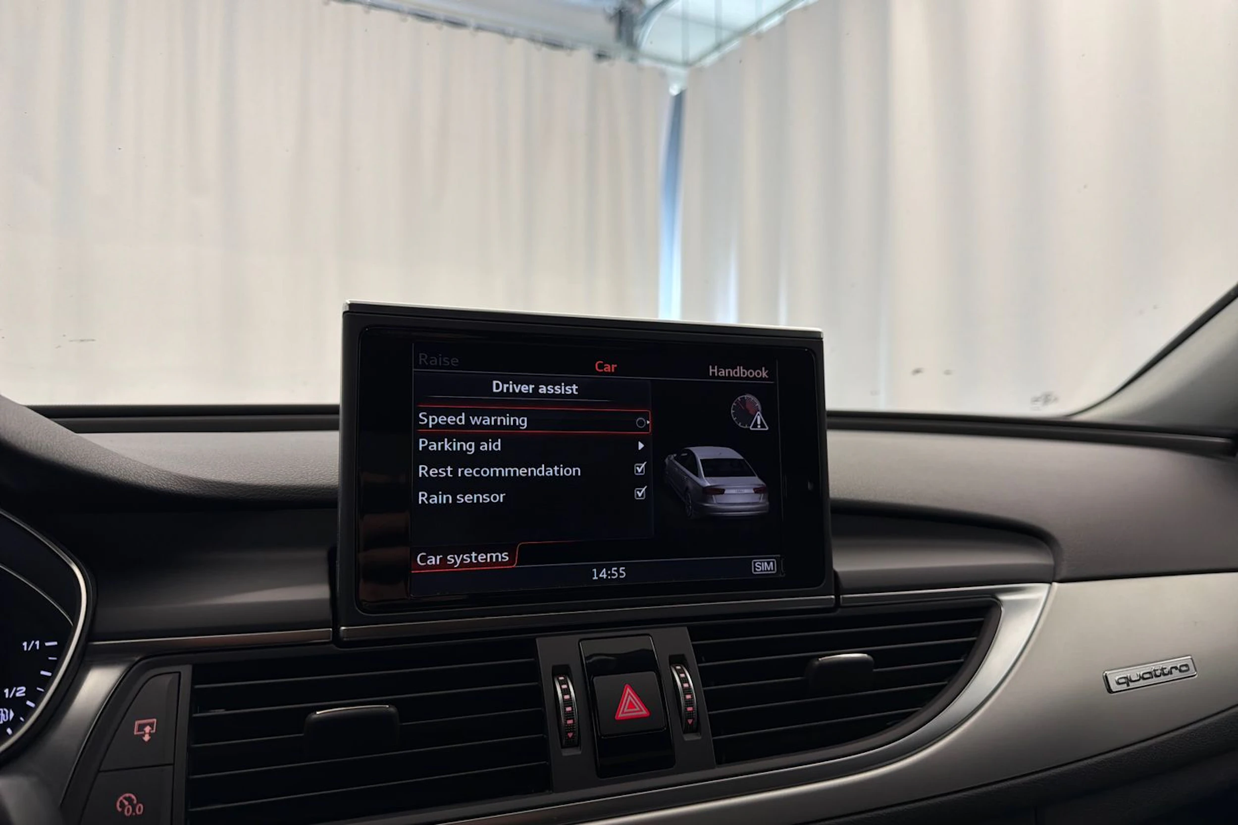 Musta Audi A6 2016 kuva 26.
