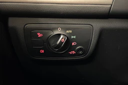valkoinen Audi A6 2016 kuva 15.