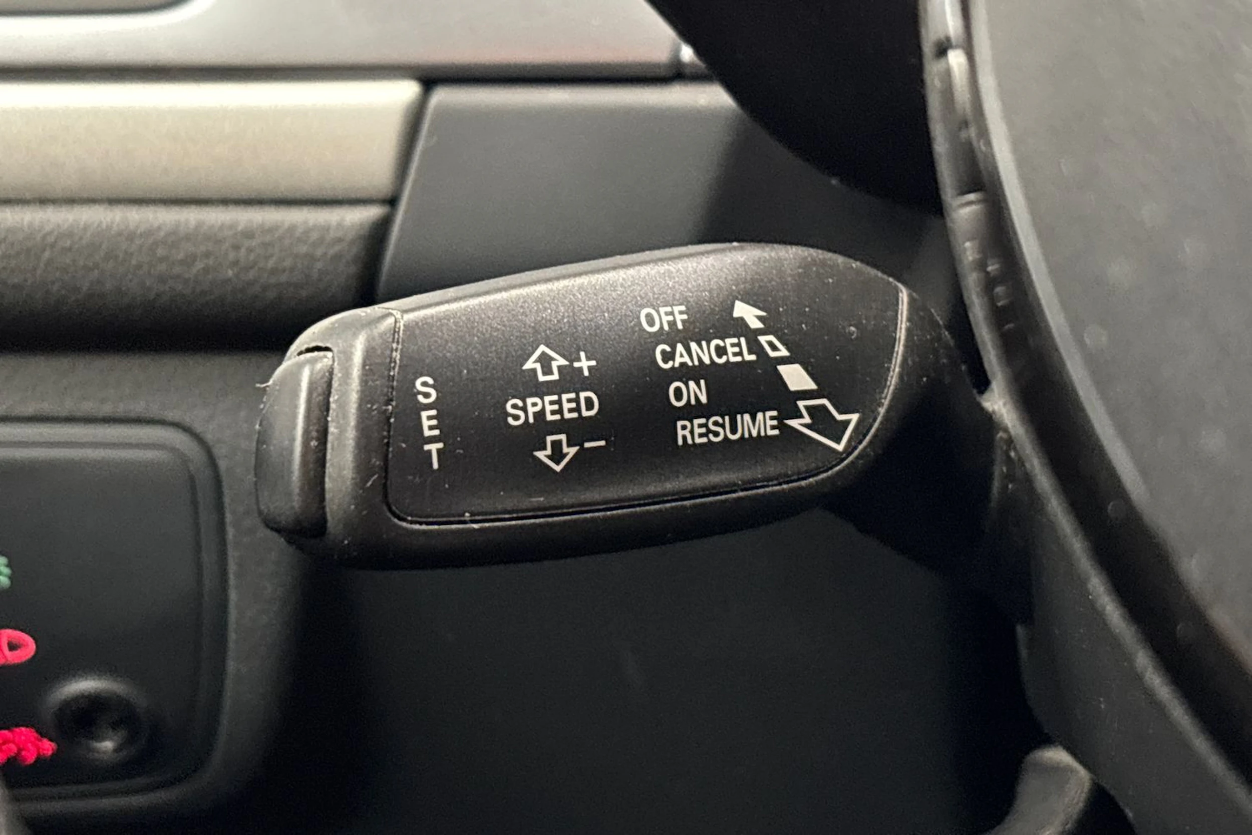 valkoinen Audi A6 2016 kuva 19.
