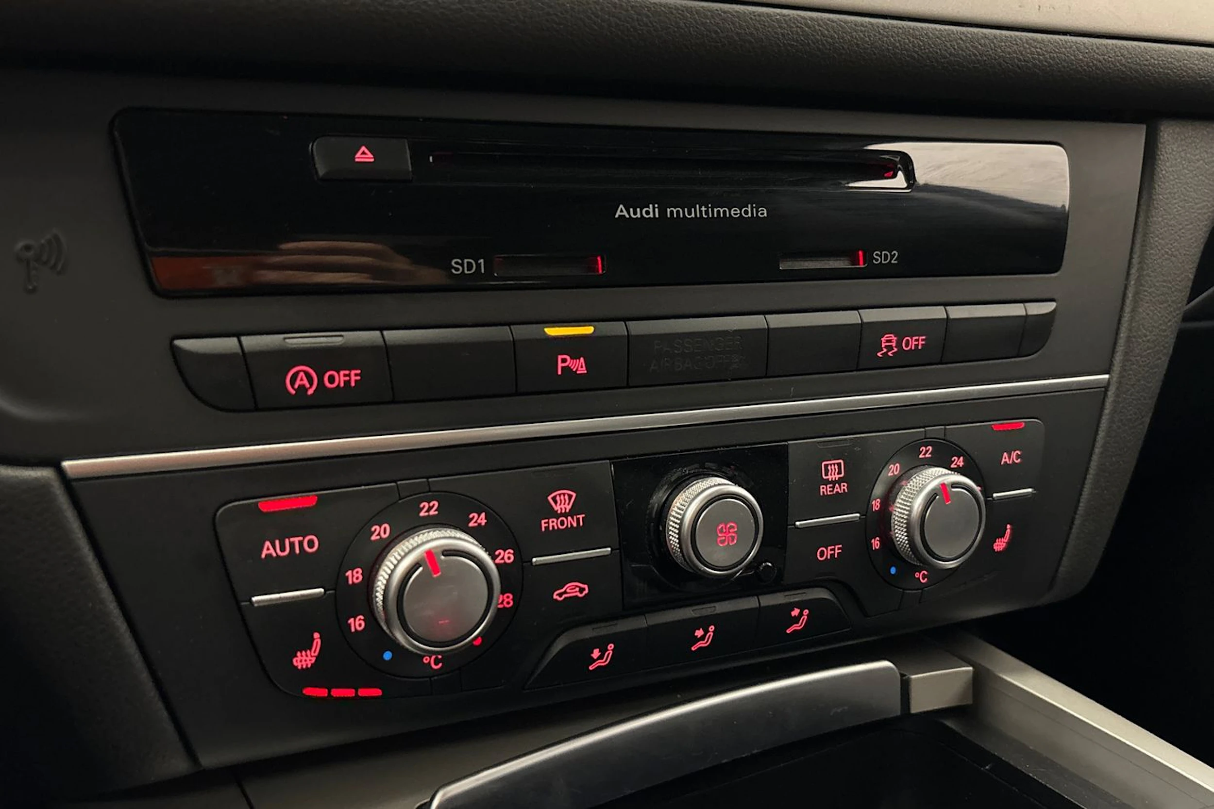 valkoinen Audi A6 2016 kuva 23.