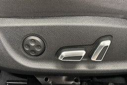 valkoinen Audi A6 2016 kuva 15.