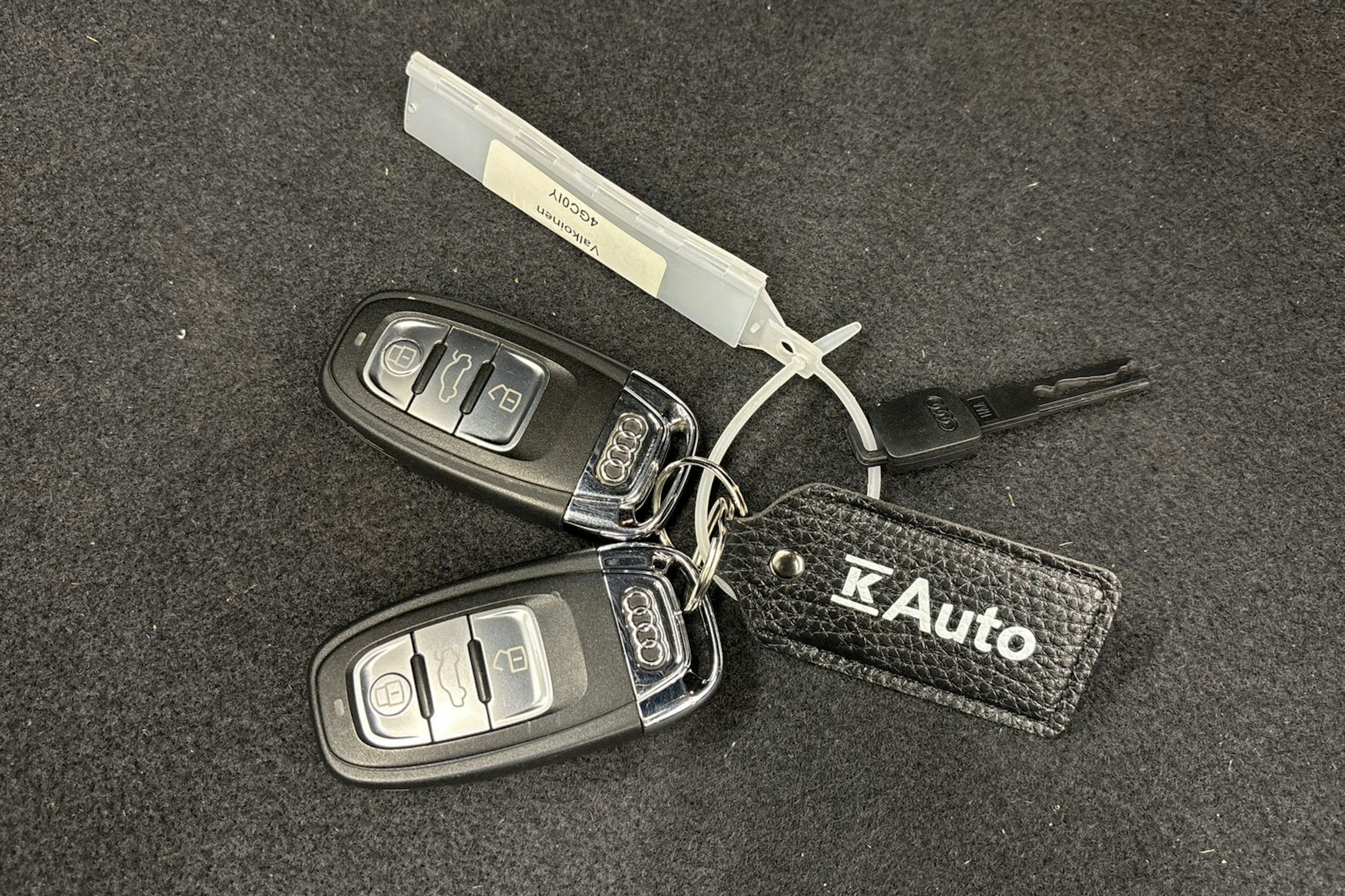 valkoinen Audi A6 2016 kuva 25.