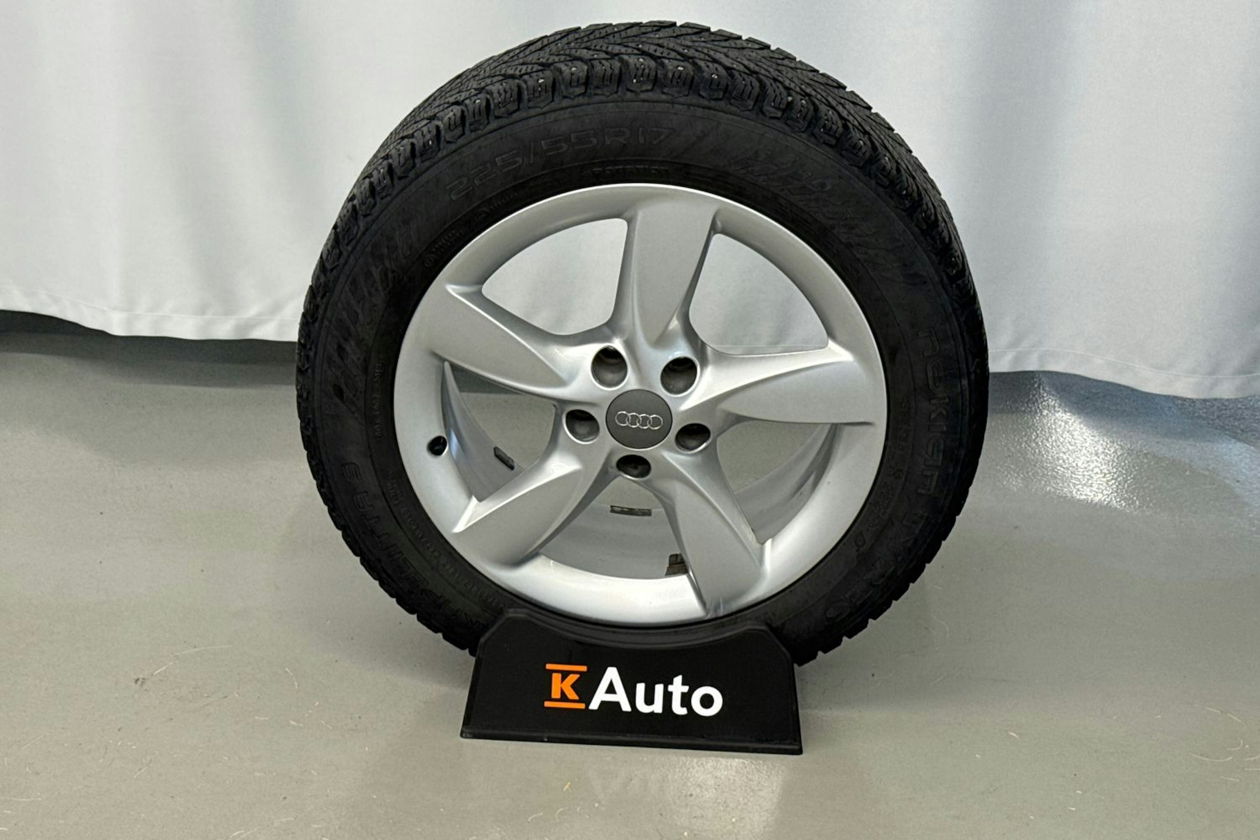 harmaa Audi A6 2016 kuva 15.