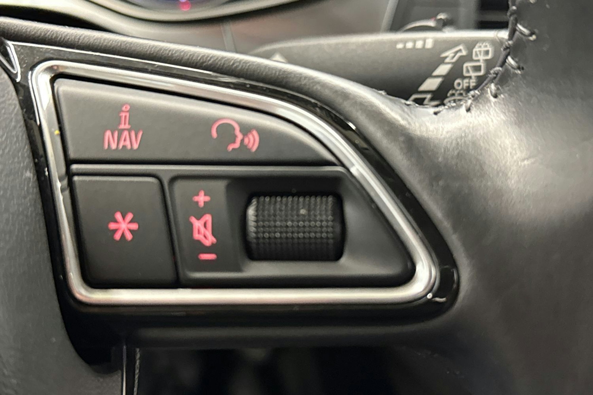 harmaa Audi A6 2016 kuva 26.