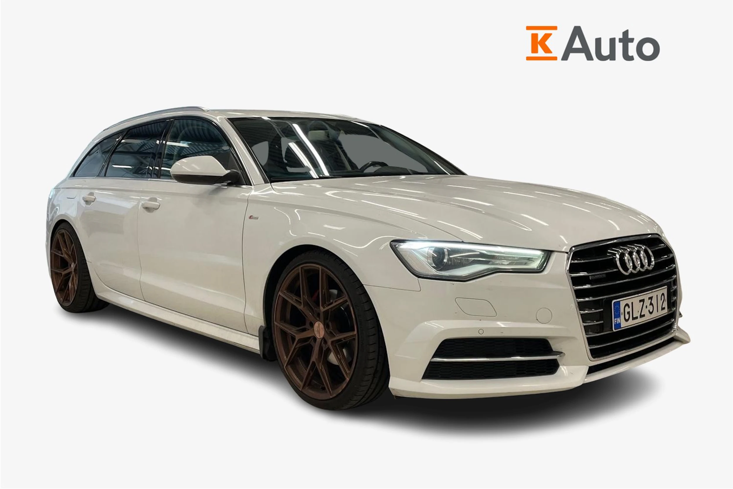 Valkoinen Audi A6 2016 kuva 1.