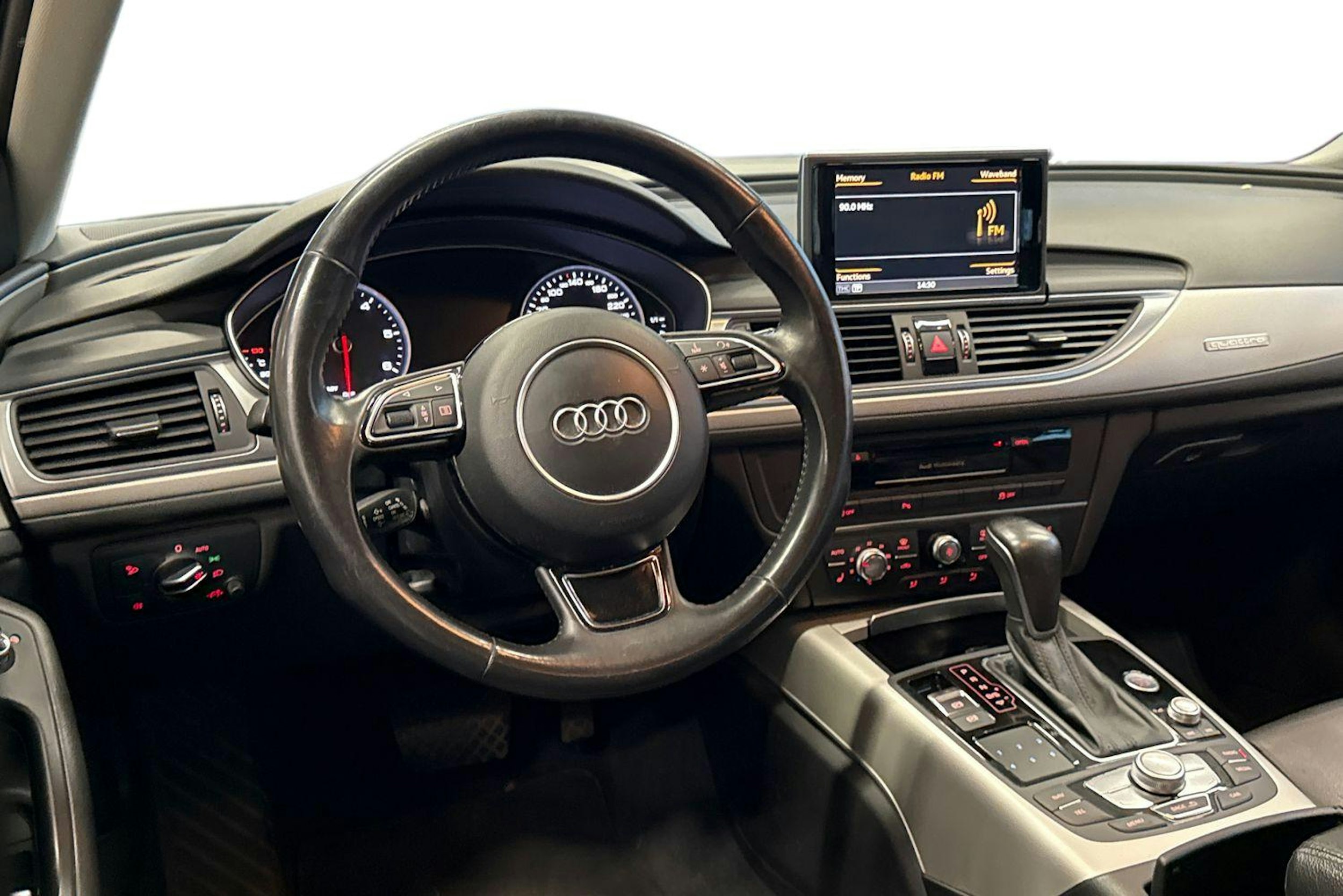 Valkoinen Audi A6 2016 kuva 7.