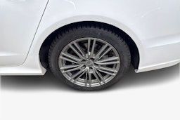 Valkoinen Audi A6 2016 kuva 11.