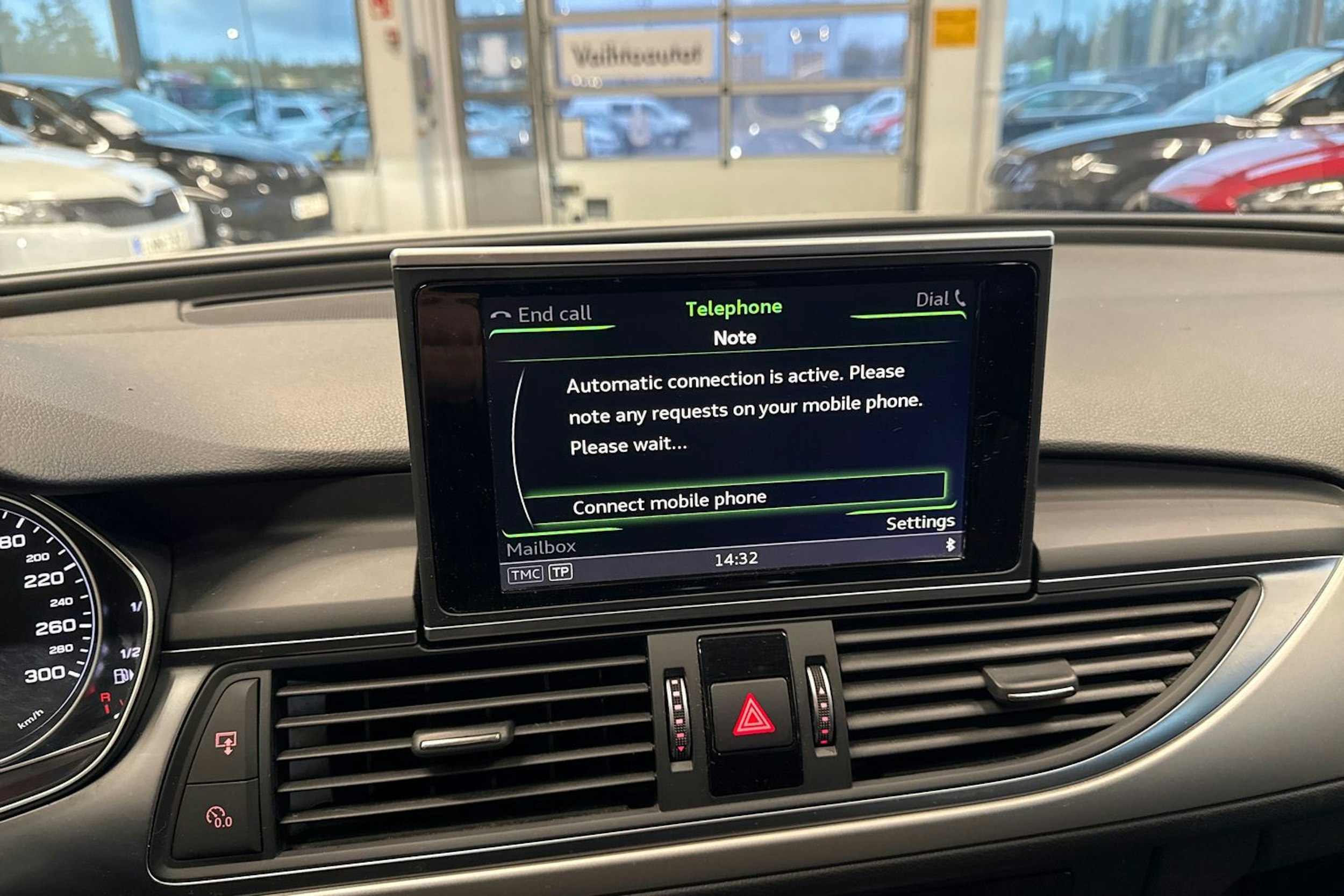 Valkoinen Audi A6 2016 kuva 24.