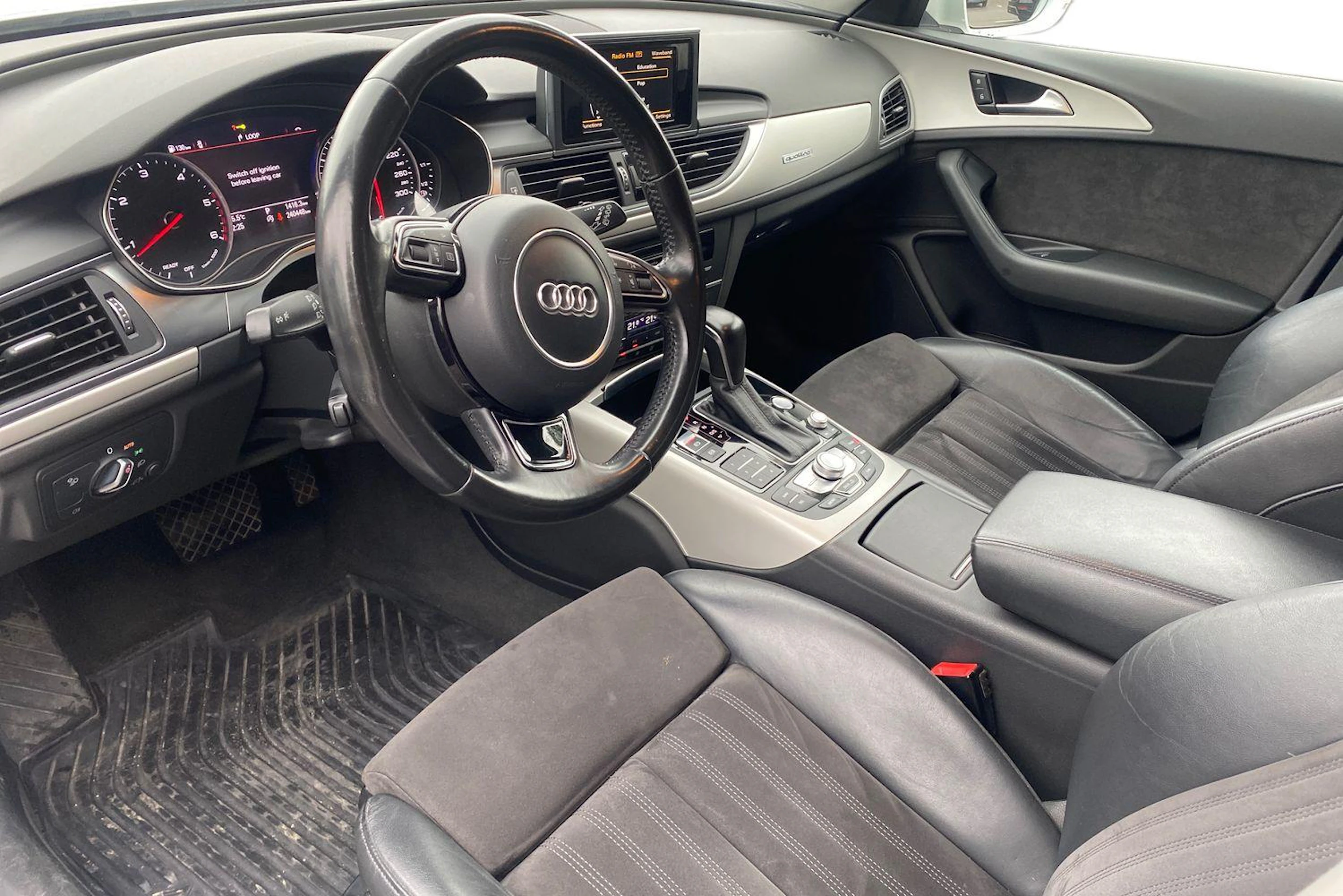 Valkoinen Audi A6 2016 kuva 3.
