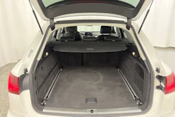 Valkoinen Audi A6 2016 kuva 16.