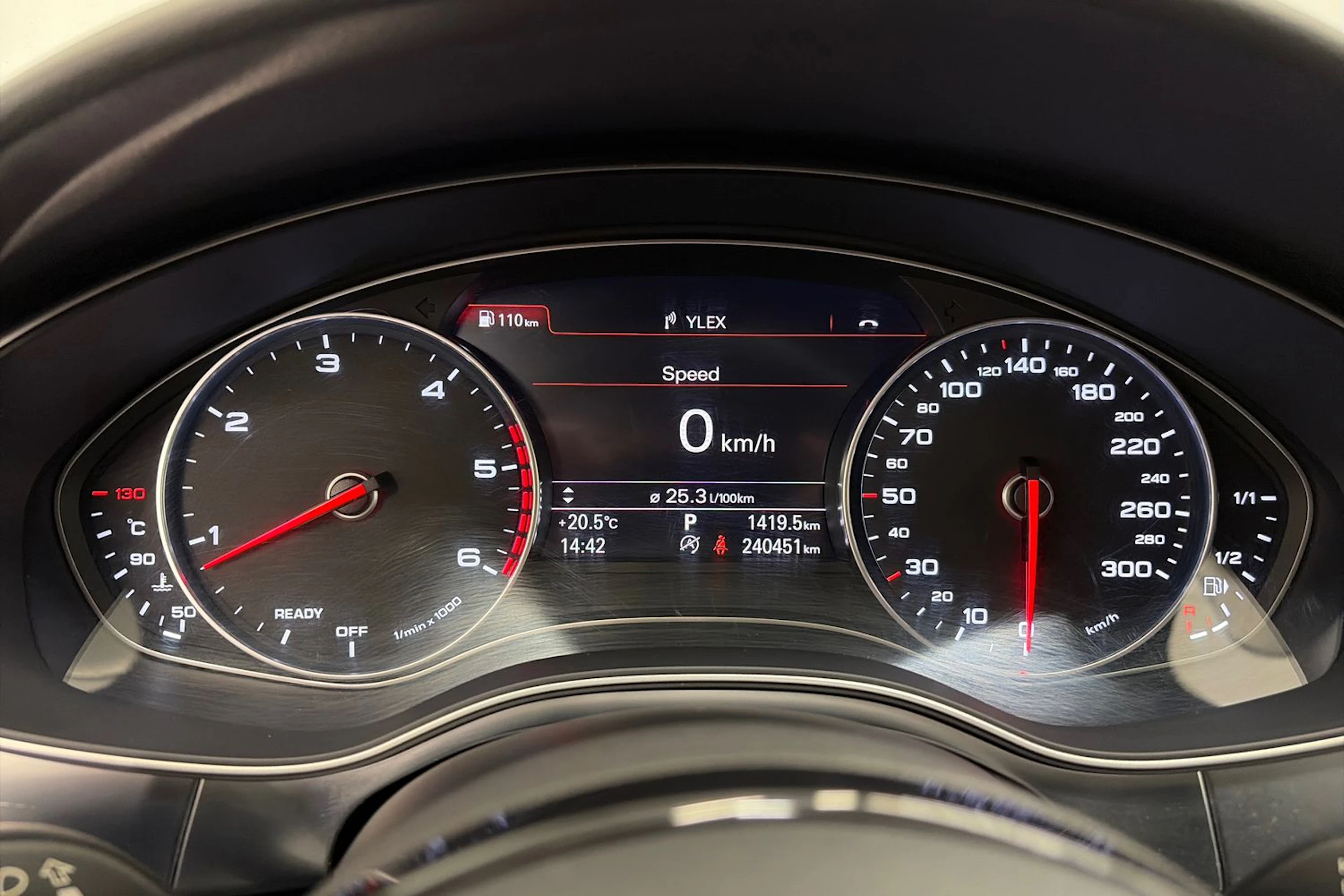 Valkoinen Audi A6 2016 kuva 19.