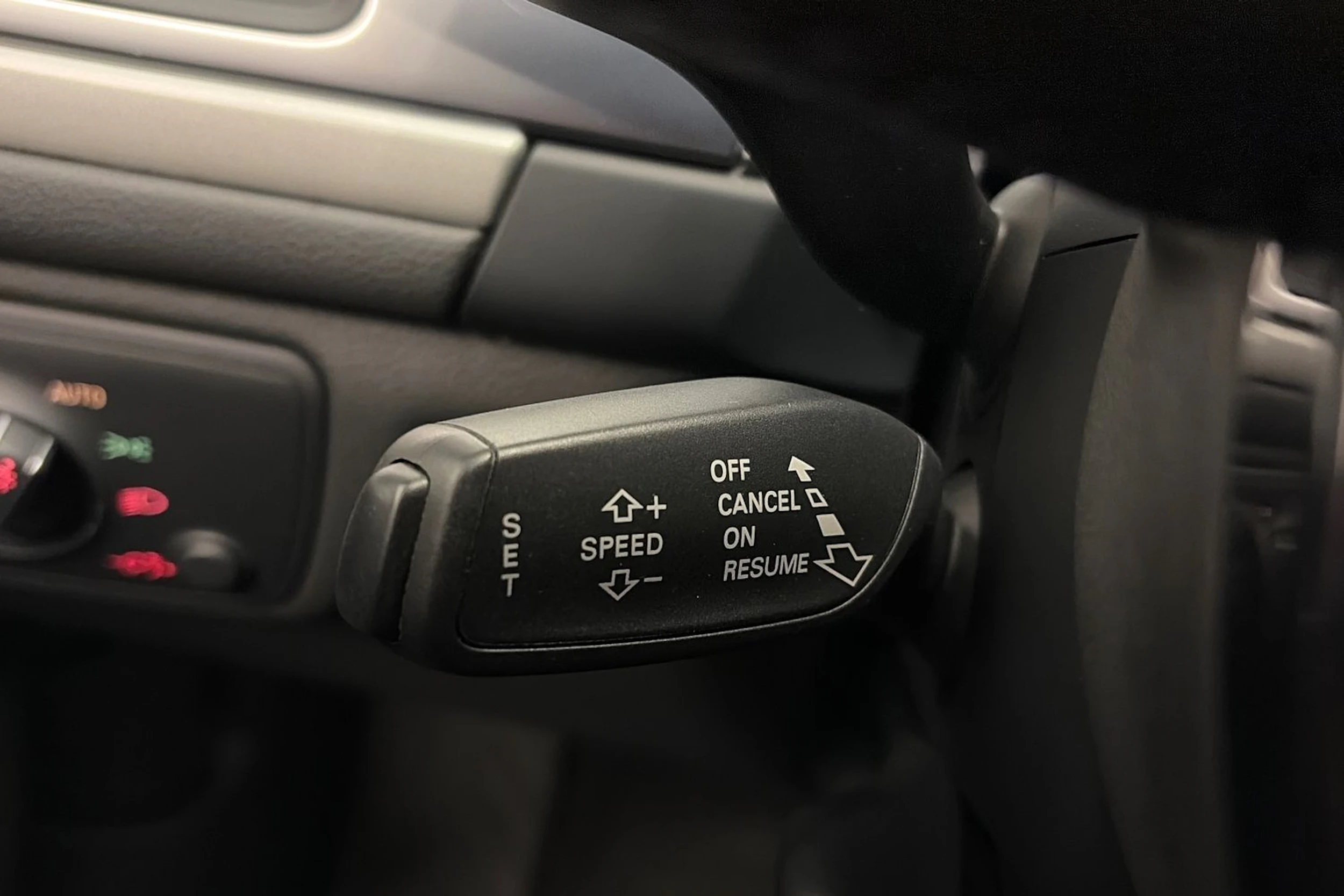 Valkoinen Audi A6 2016 kuva 22.