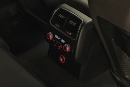 musta Audi A6 2016 kuva 15.