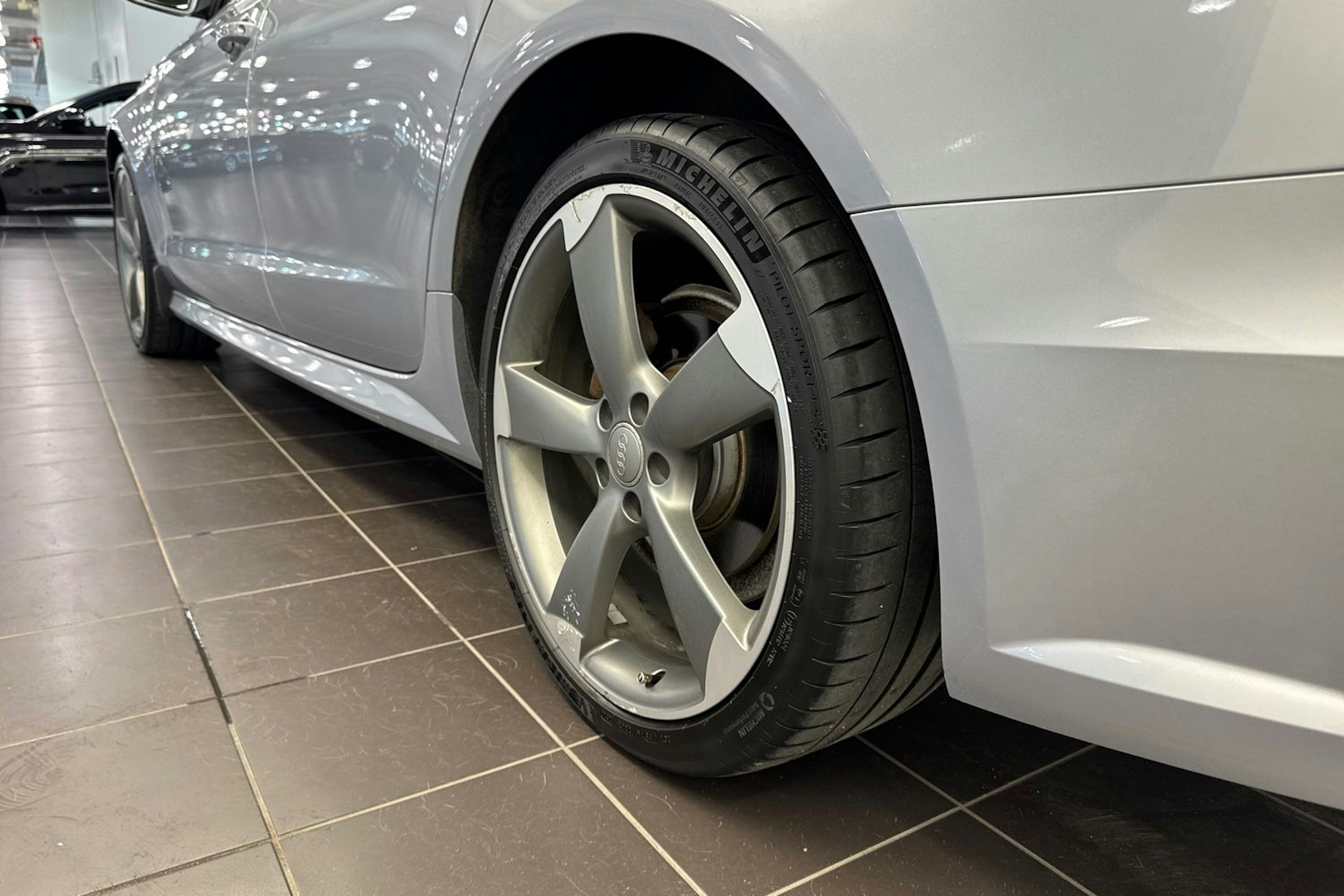 hopea Audi A6 2016 kuva 13.
