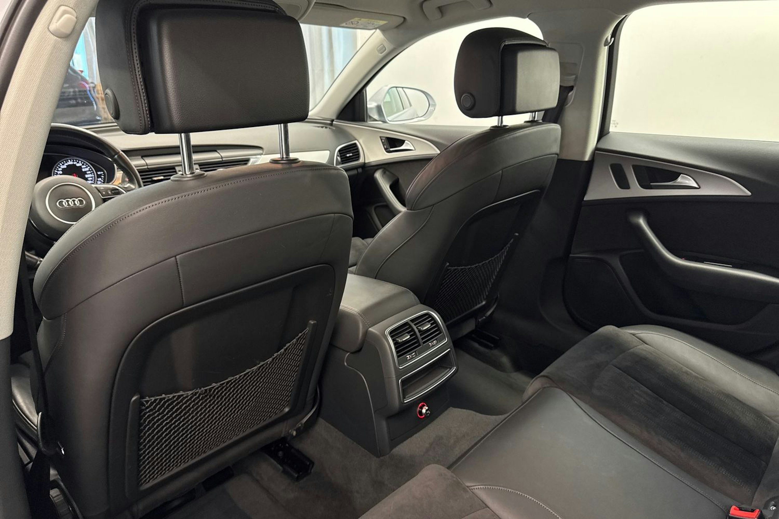 hopea Audi A6 2016 kuva 14.