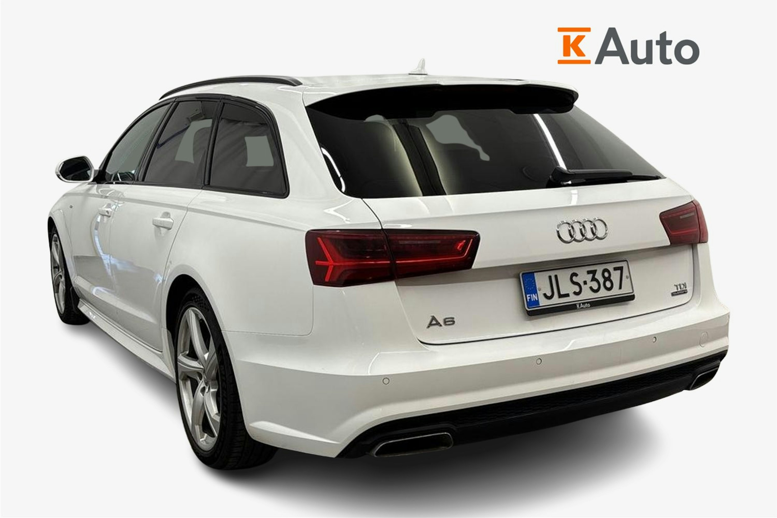 valkoinen Audi A6 2016 kuva 2.