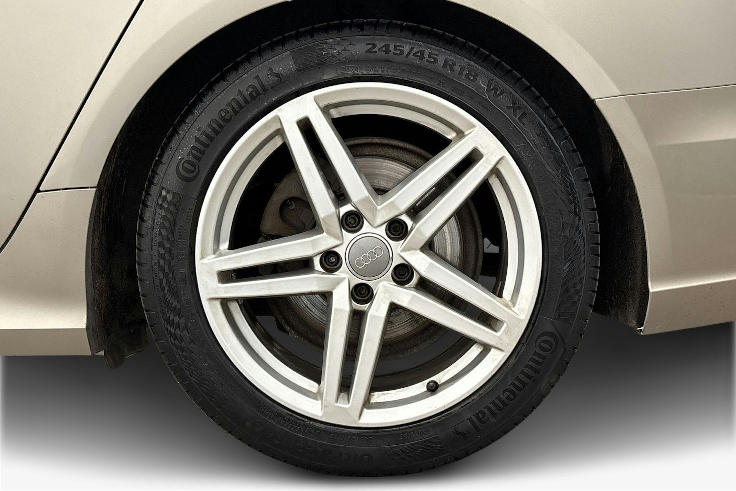 Ruskea (beige) Audi A6 2016 kuva 11.
