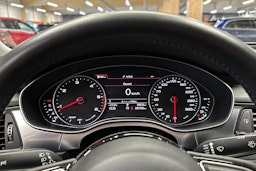 valkoinen Audi A6 2016 kuva 23.