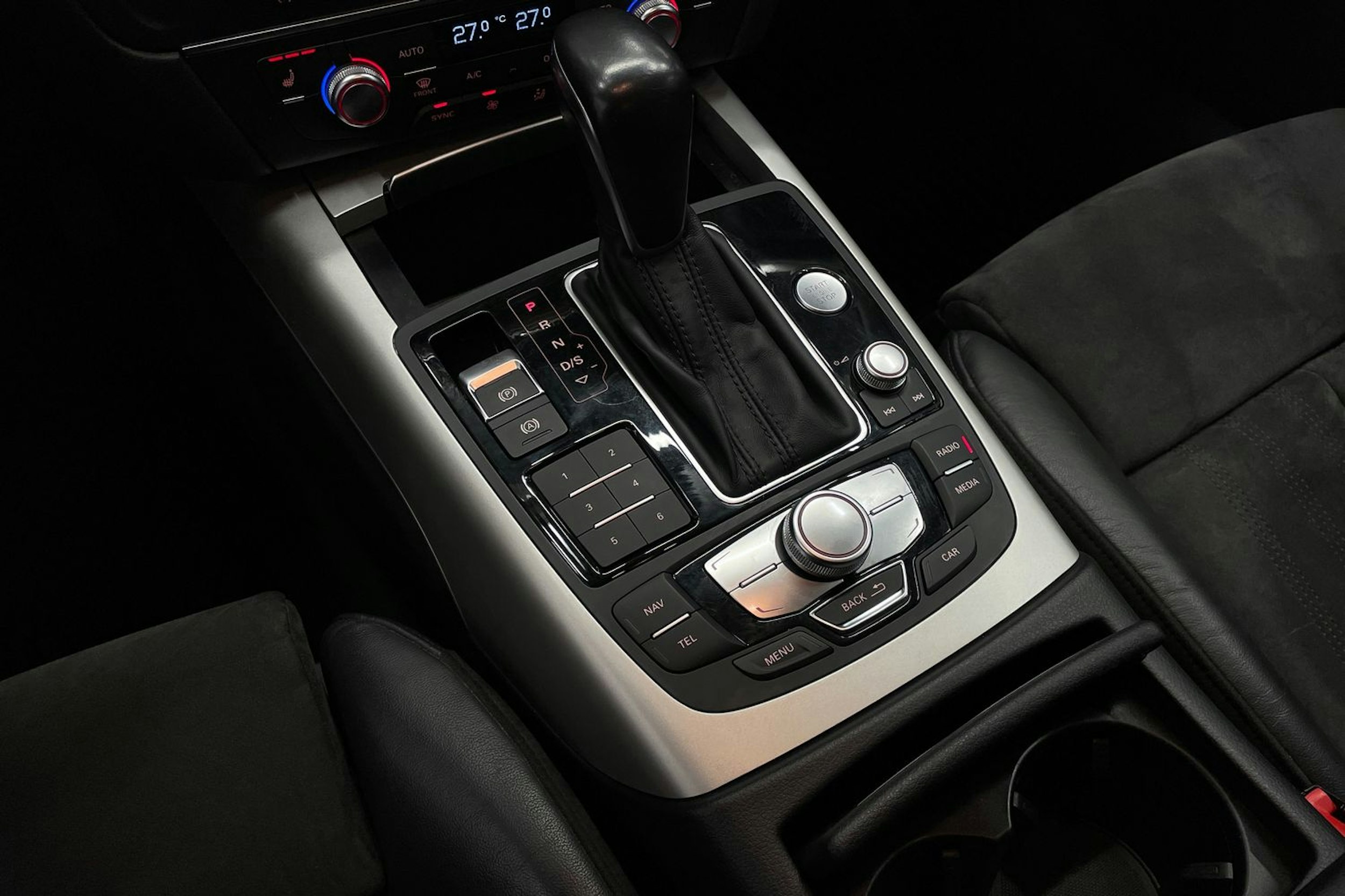 Valkoinen Audi A6 2016 kuva 20.