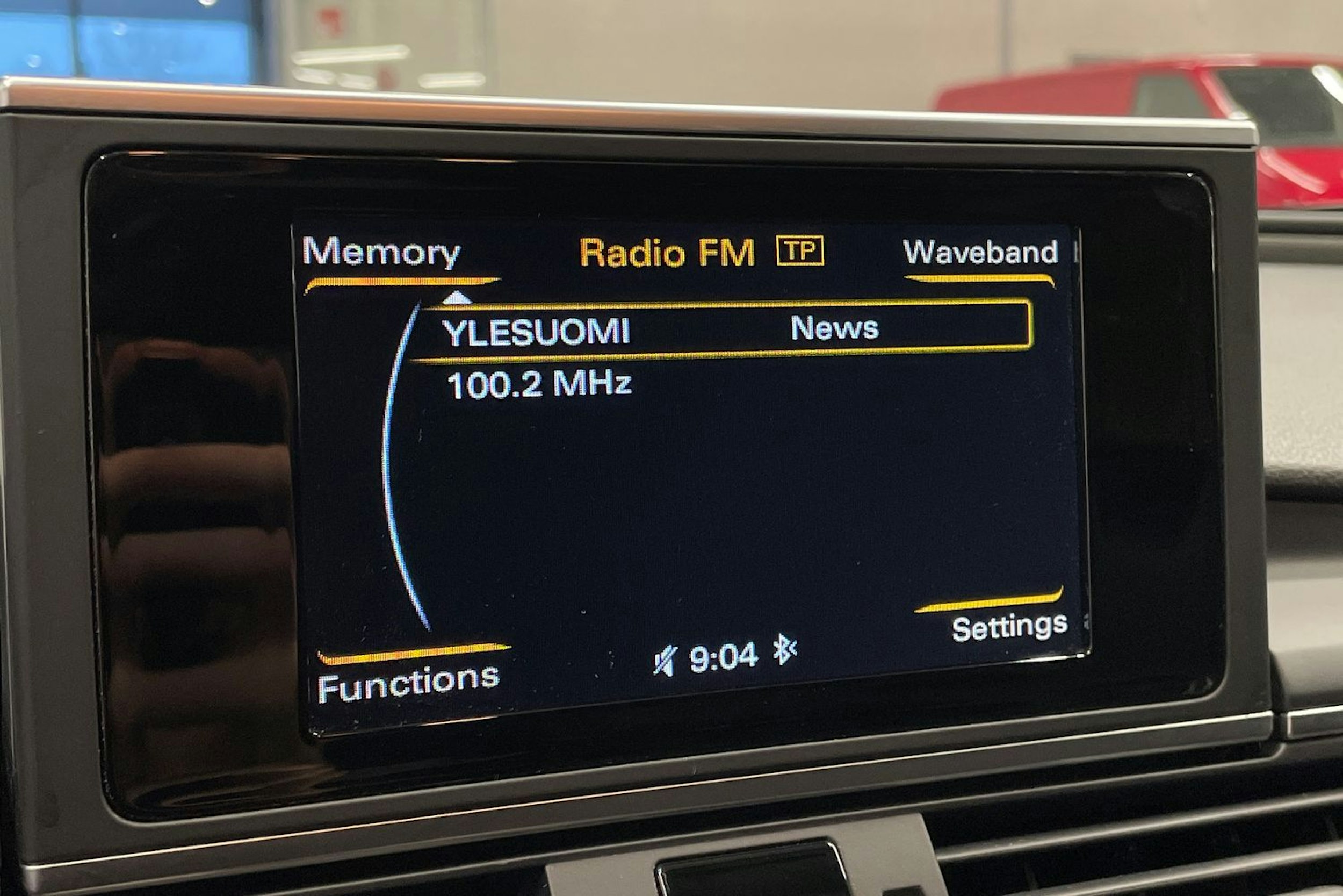 Valkoinen Audi A6 2016 kuva 22.