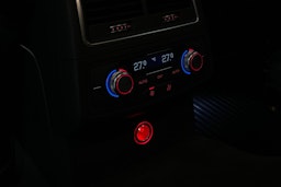 Valkoinen Audi A6 2016 kuva 24.