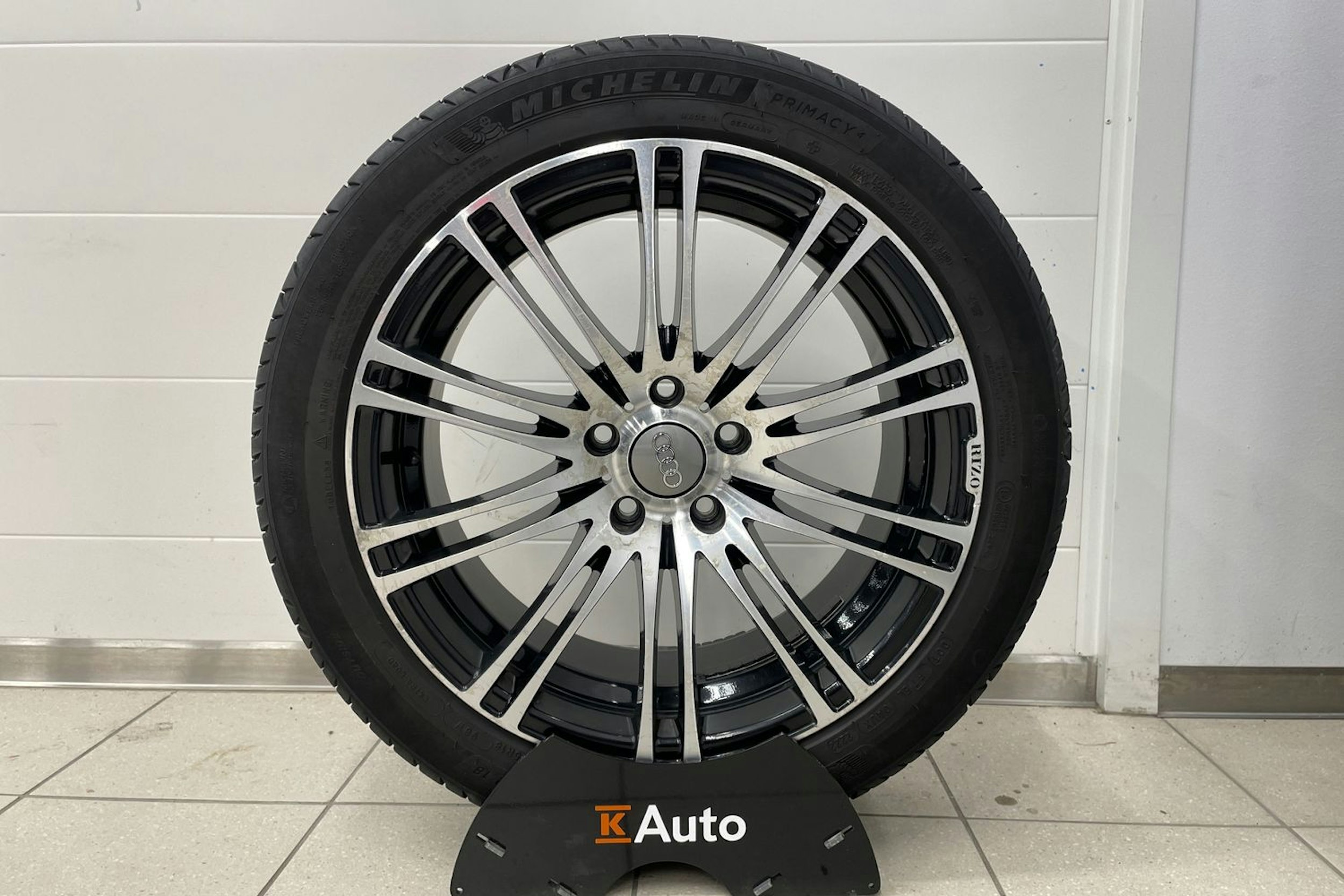 Valkoinen Audi A6 2016 kuva 28.