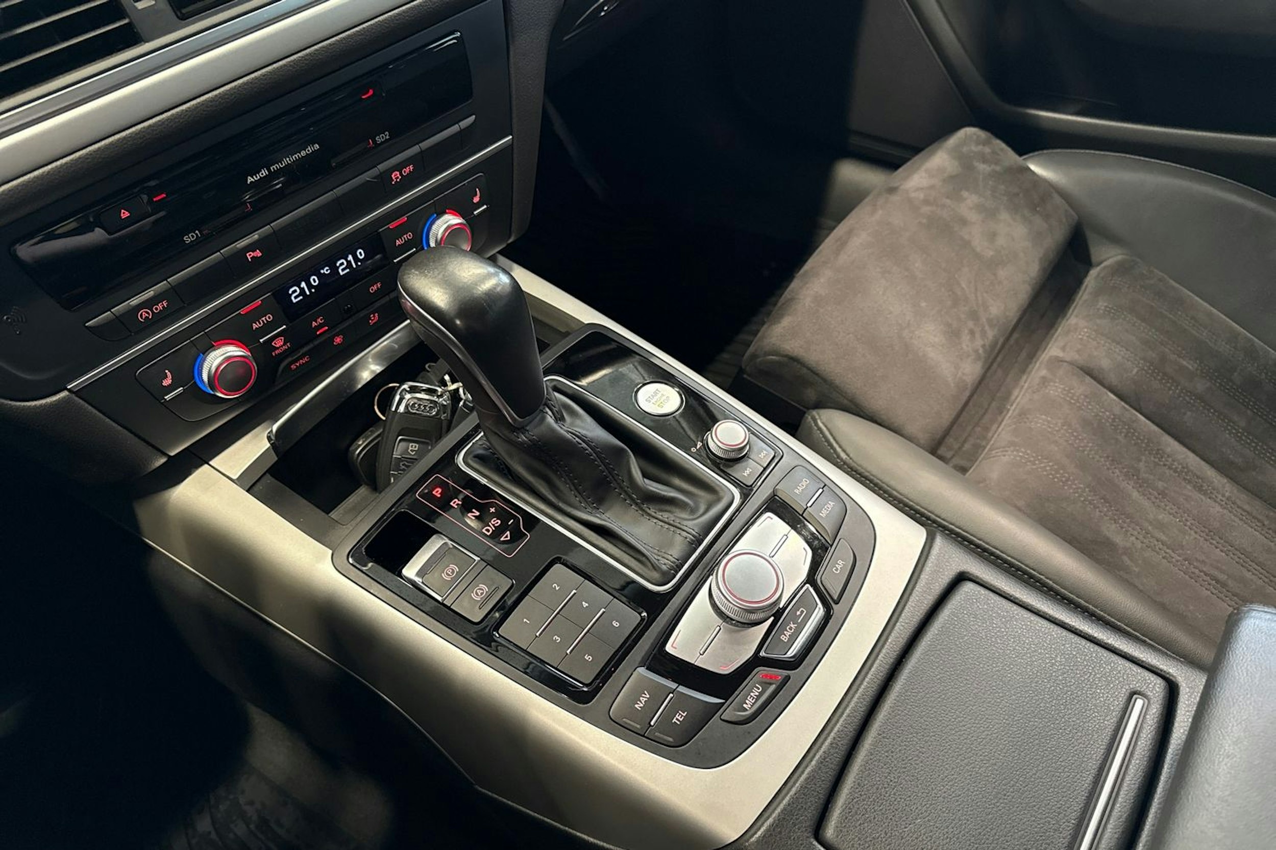 musta Audi A6 2016 kuva 17.